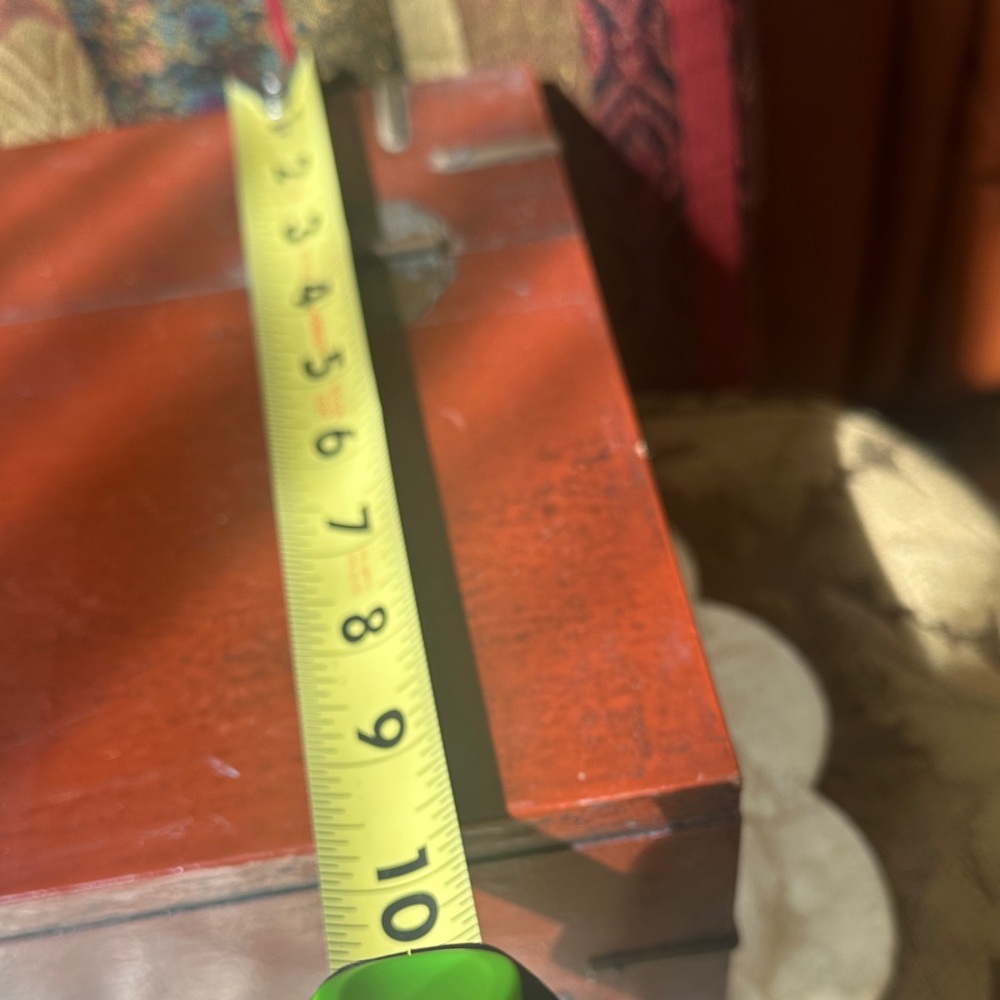 Vintage Red Lacquered Chinese Document Box with brass fittings - Picture 15 of 16